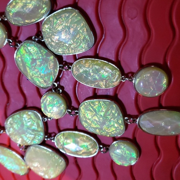 Vintage man made opal necklace - Picture 3 of 4